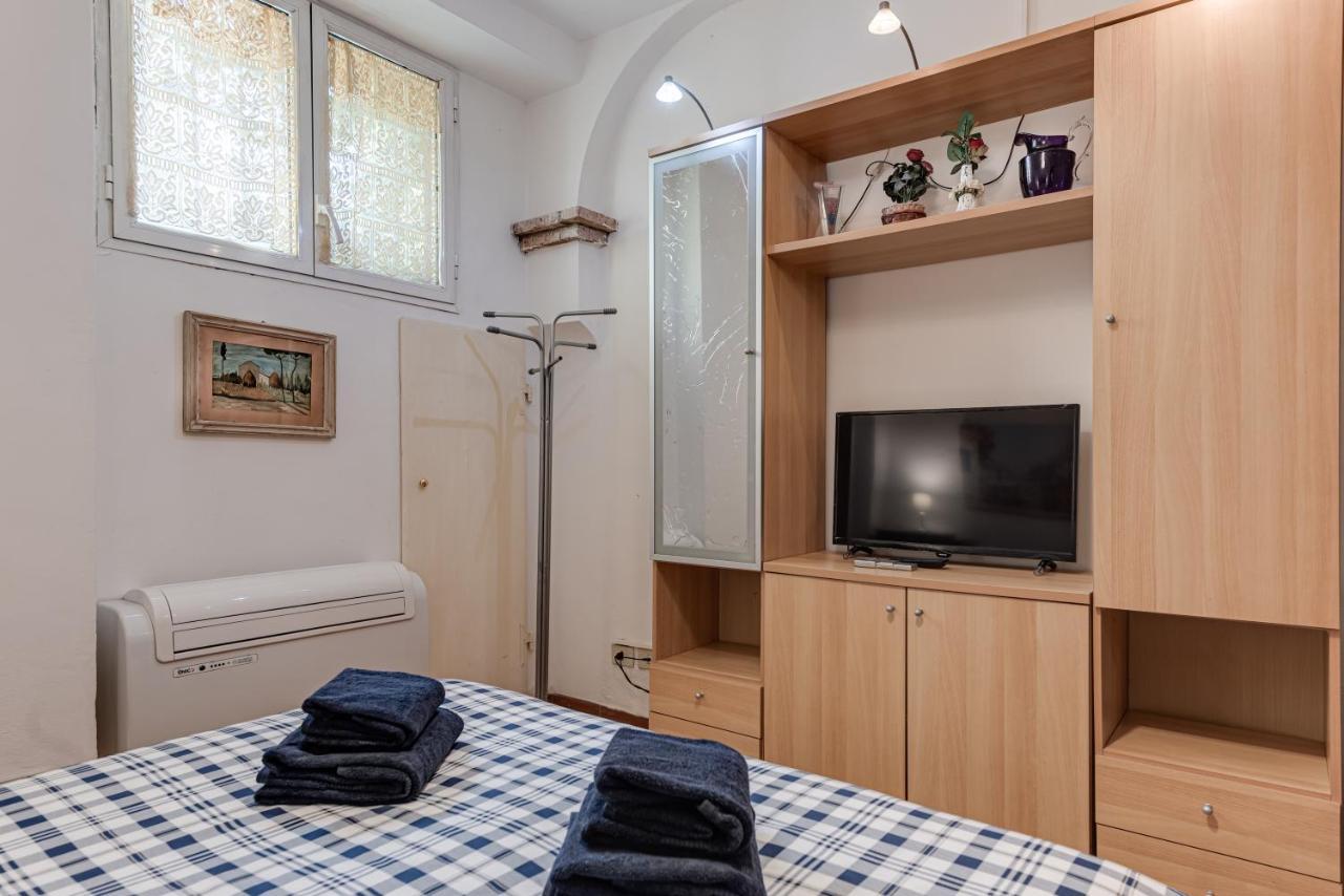 Apartment In San Frediano