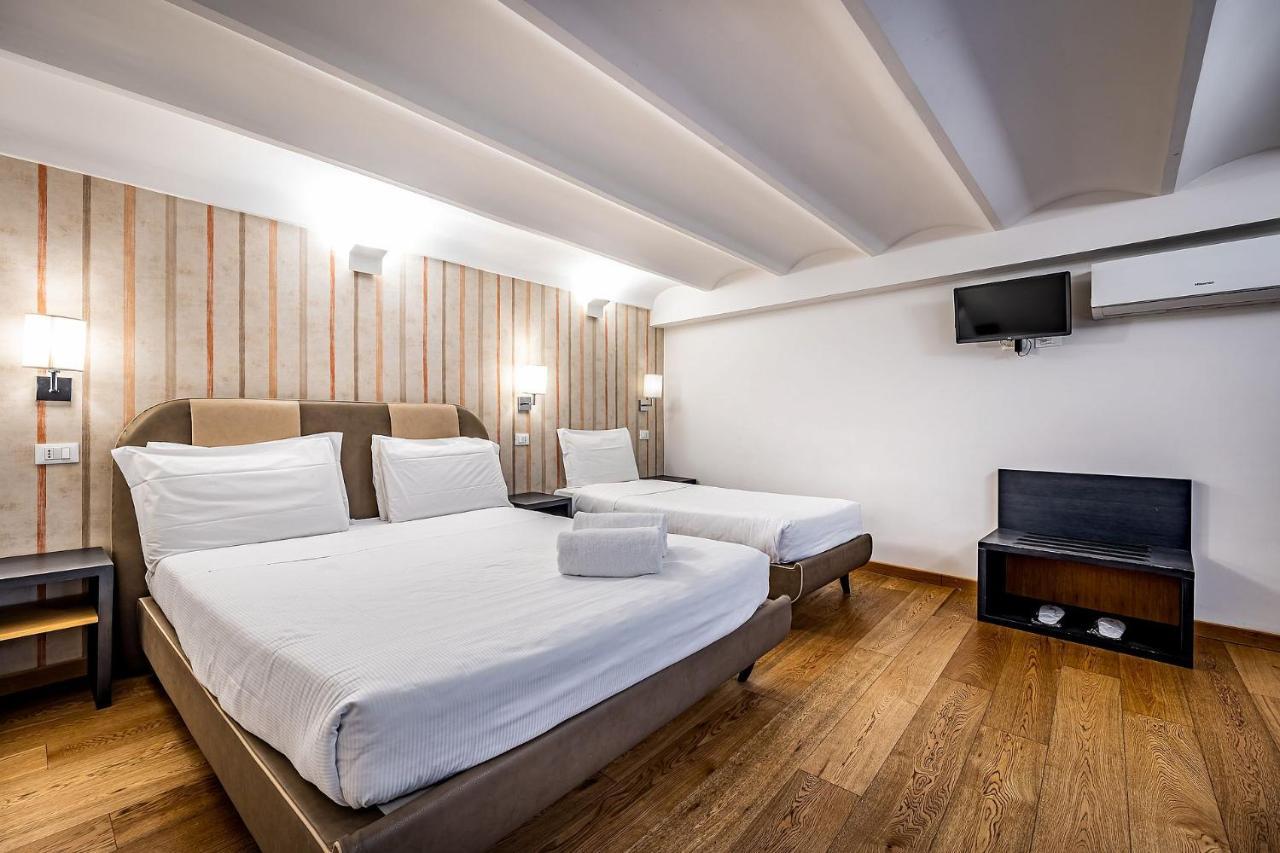 Bed & Breakfast Martelli 6 & 3*