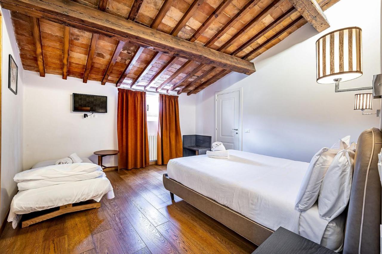 Bed & Breakfast Martelli 6 &