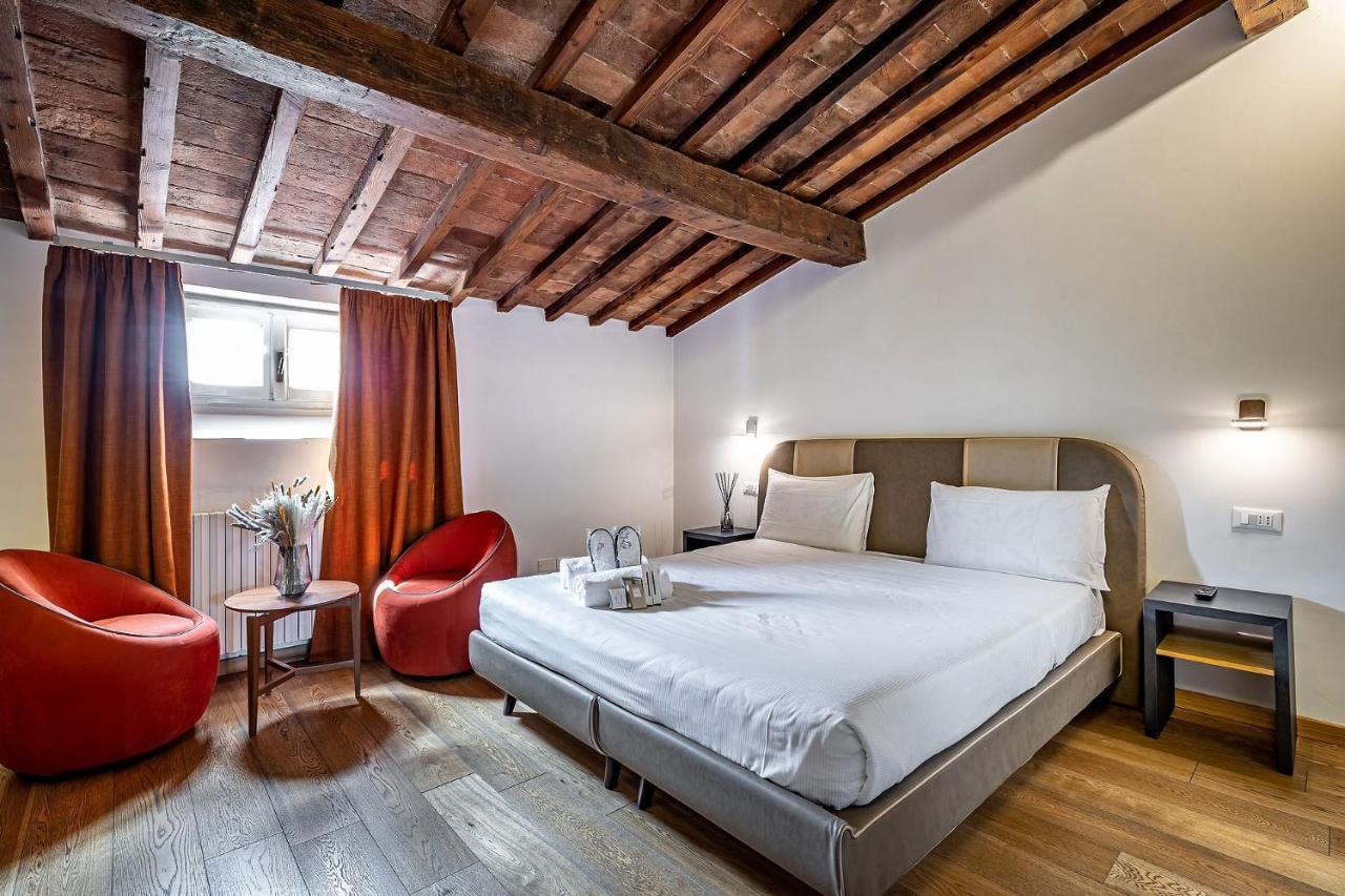 Bed & Breakfast Martelli 6 &