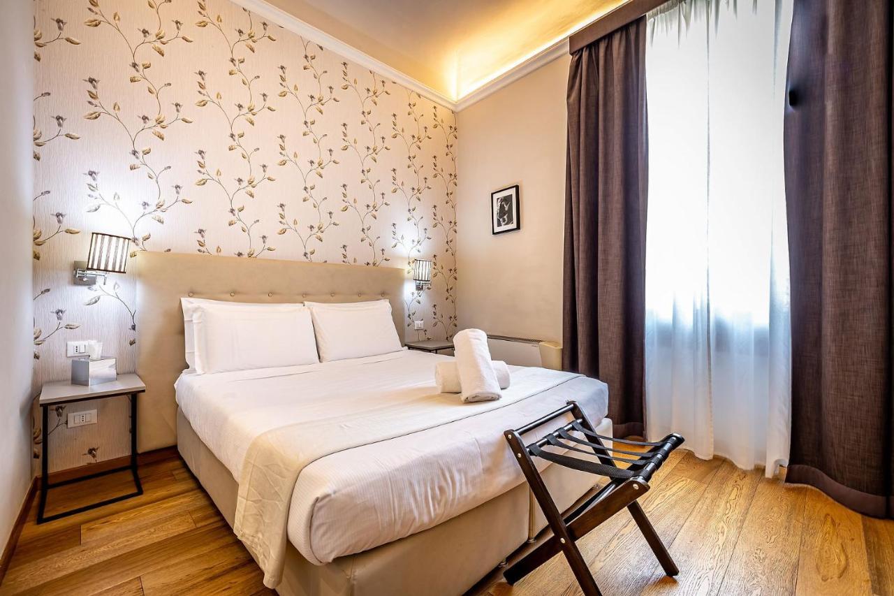 Bed & Breakfast Martelli 6 & 3*