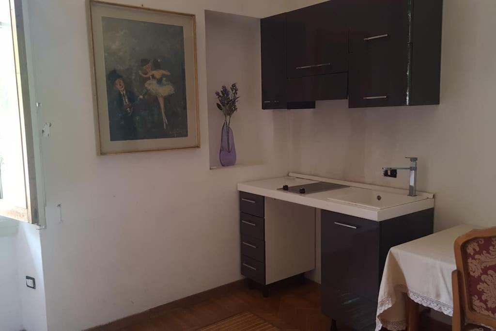 Garden Apartment *