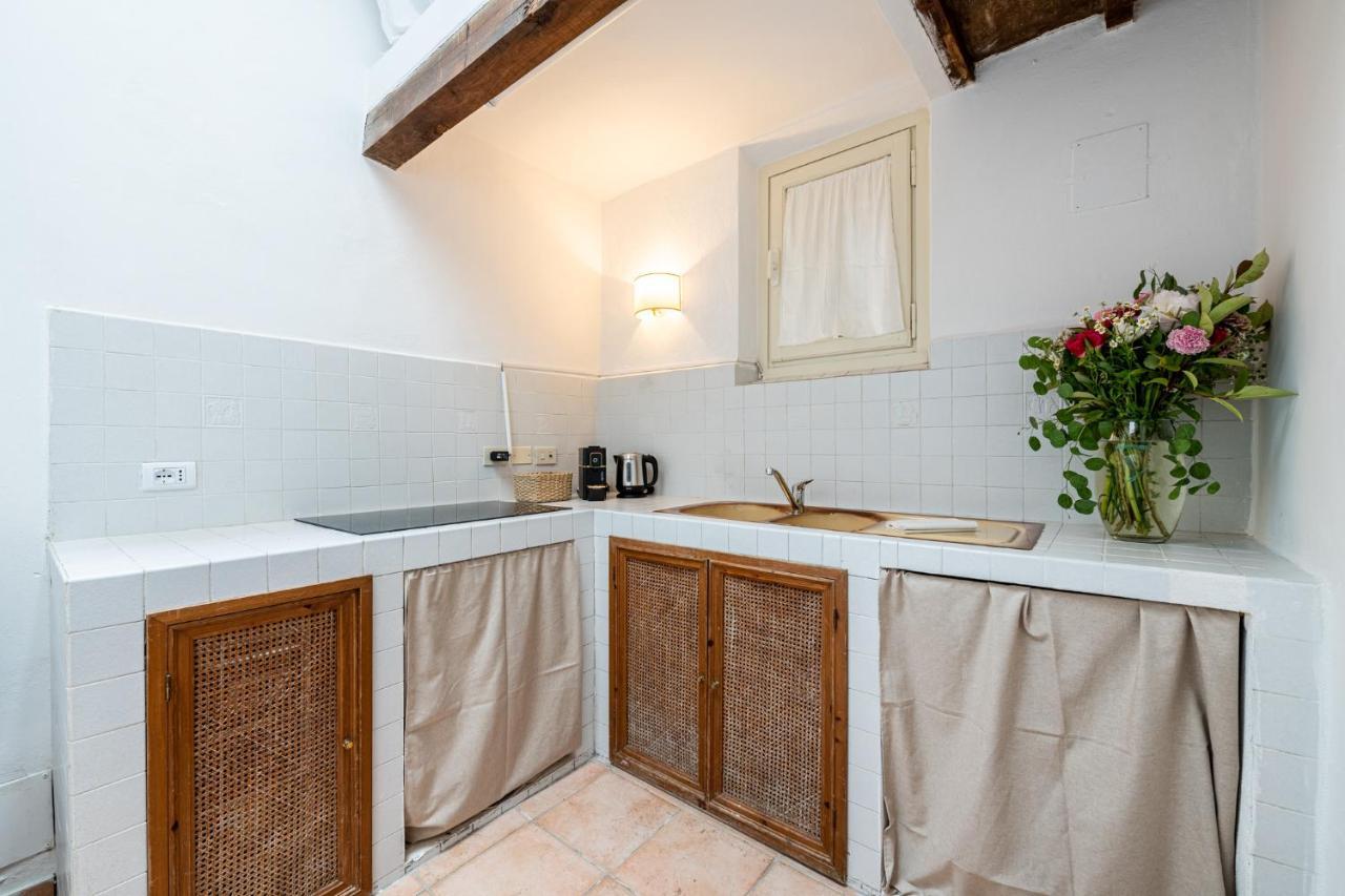 Santa Monaca Suites