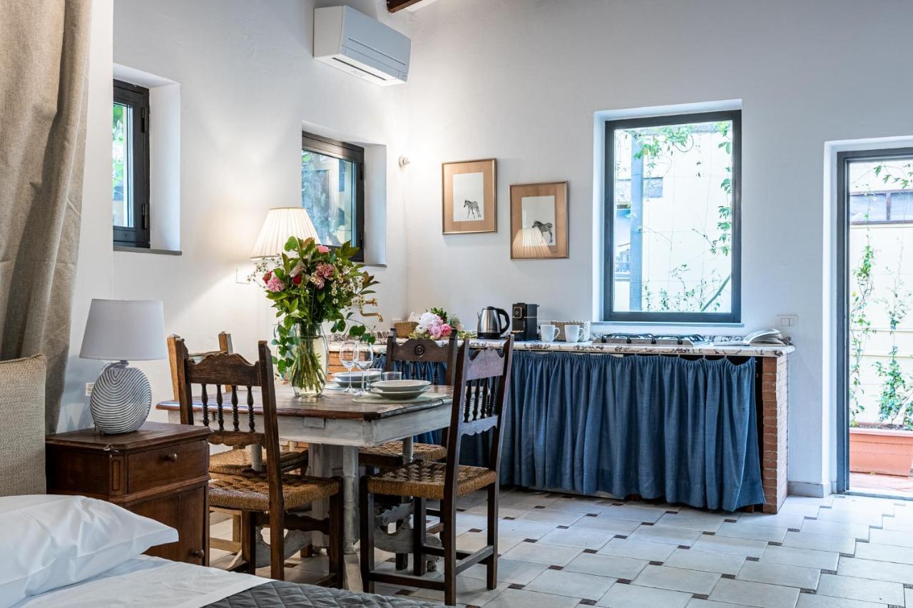 Gasthof Santa Monaca Suites *