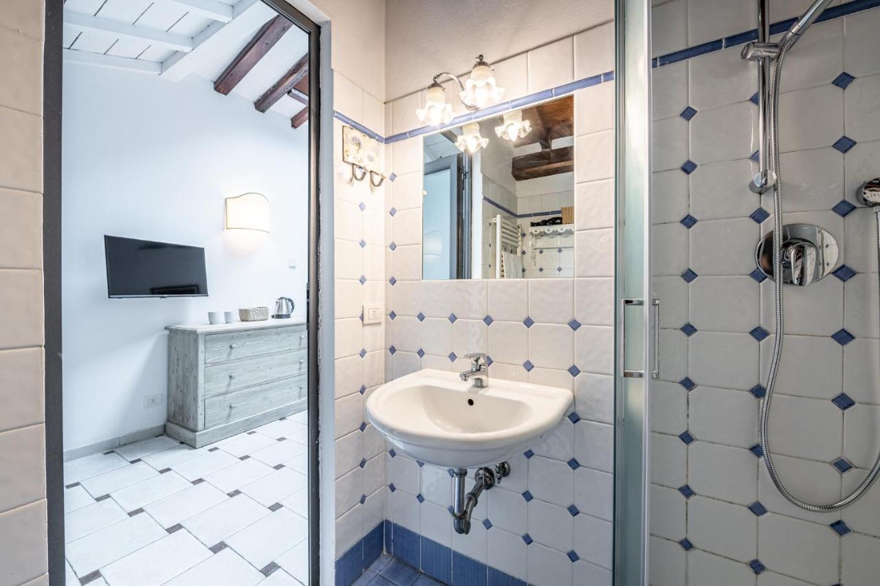 Gasthof Santa Monaca Suites *