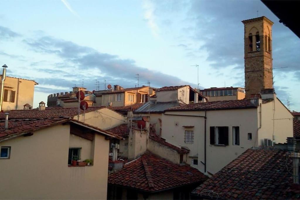 Luminosa Nel Centro Storico! Apartment Florence