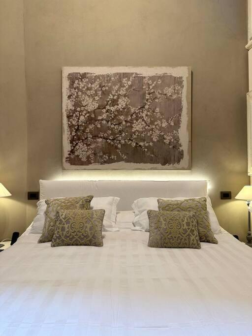 Lambe Next To Ponte Vecchio And Uffizi - Lovetheapartments Appartement Florence
