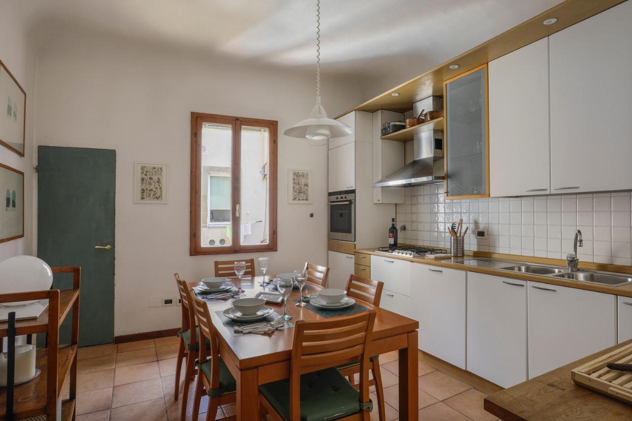 Appartamento Charming In Oltrarno *