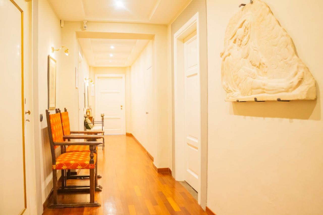Machiavelli Superior House Apartment