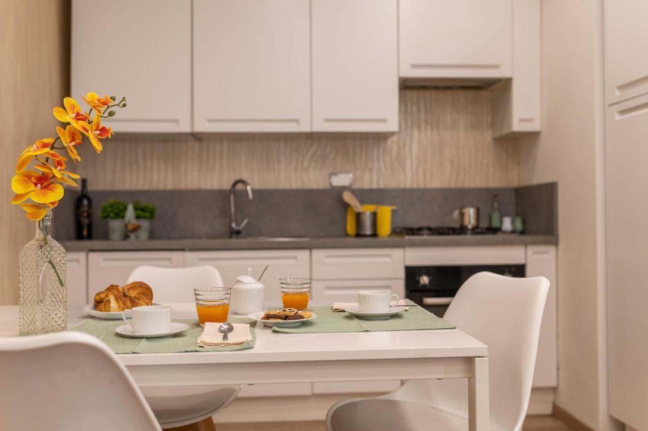 Door22 - In S. Lorenzo Apartment Florenz