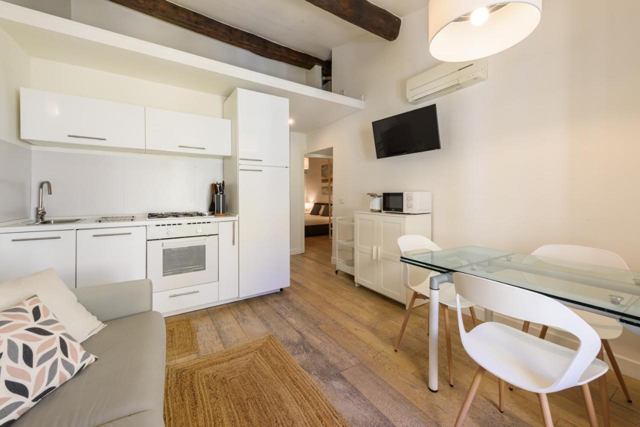 Apartment Novella Contemporary By Mmega