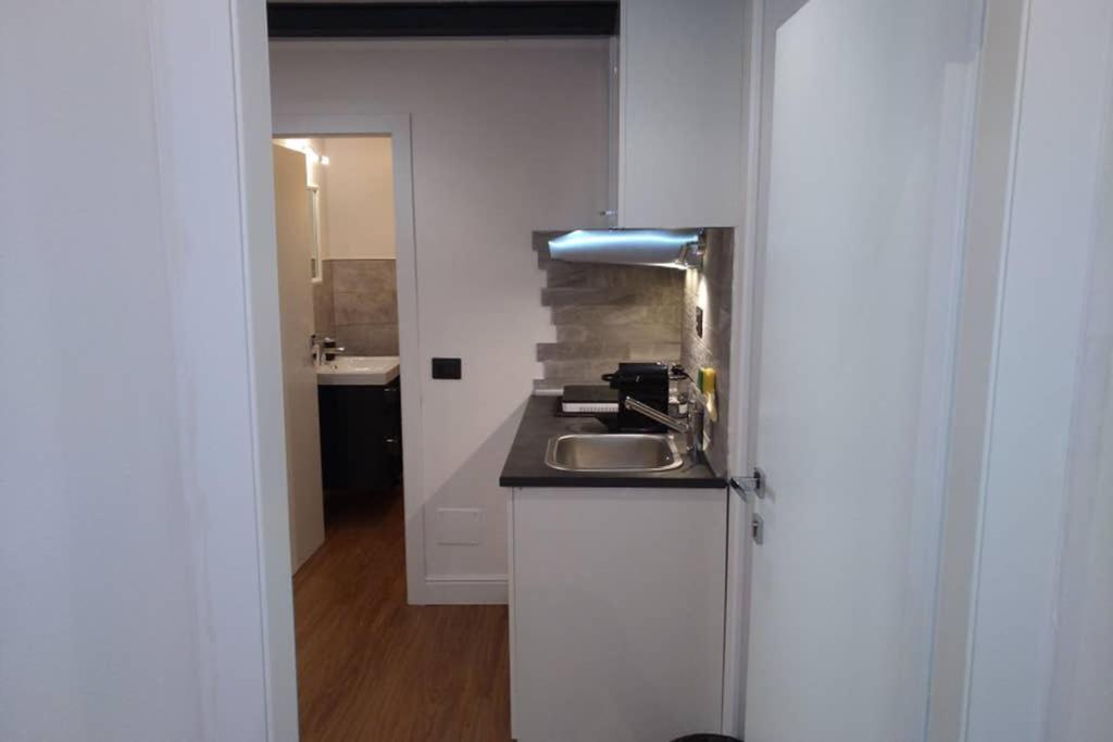 Urban Center Iii Easy Parking Near Tram Apartment Florence