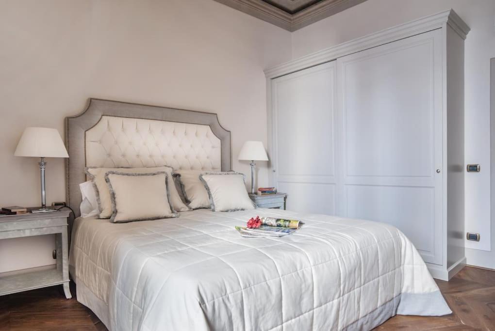 Signoria Deluxe Studio-2 People In Signoria Square Firenze