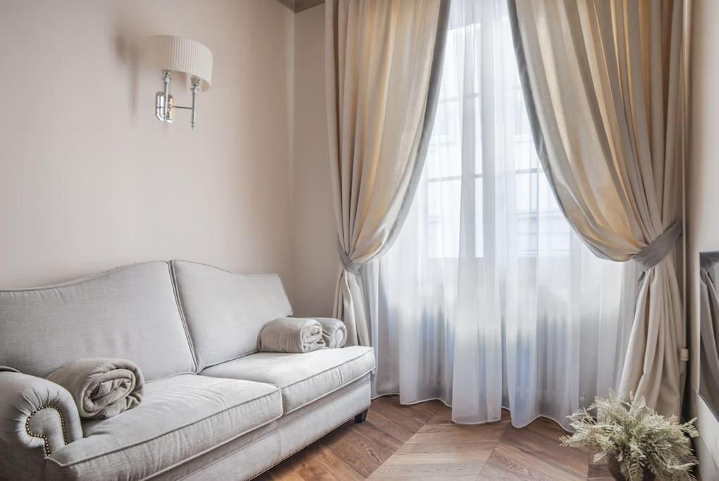 Signoria Deluxe Studio-2 People In Signoria Square Firenze