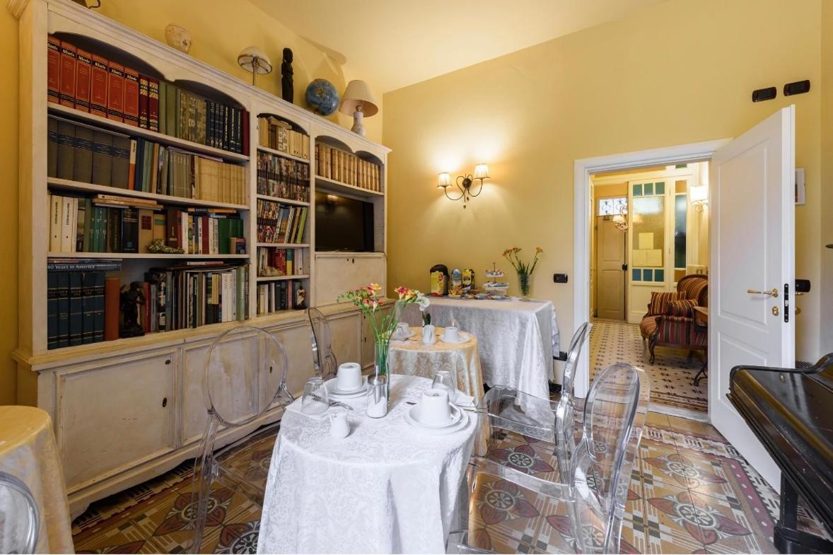 Casa Rossa * Florence