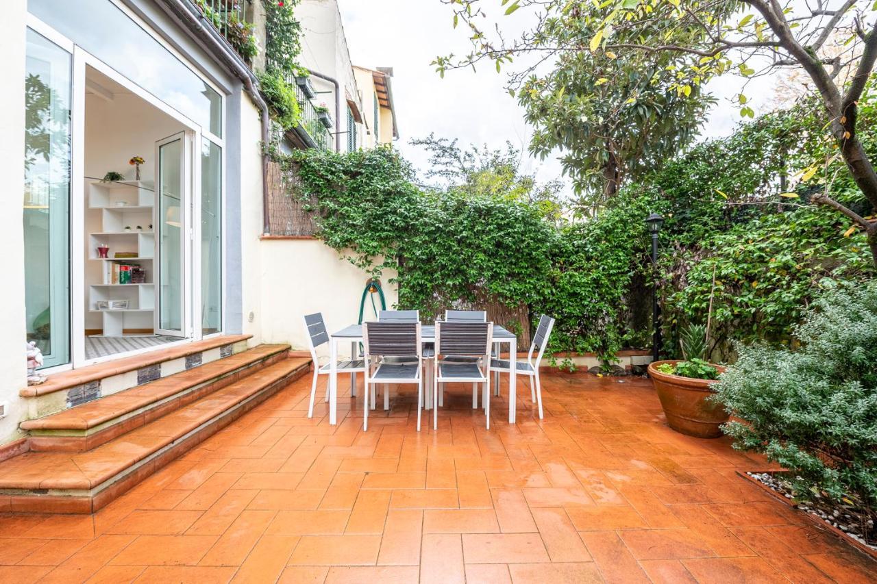 Nicola's - Doppia Con Giardino Privato Florence