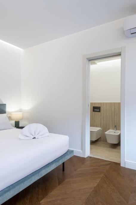 Unyca - Duomo Luxury View Apartment Florence