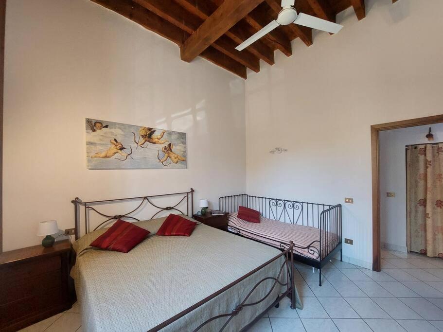 Simona 2 Apartment