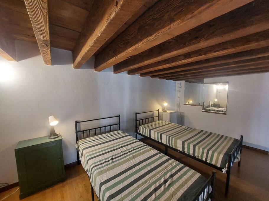 Simona 2 Apartment