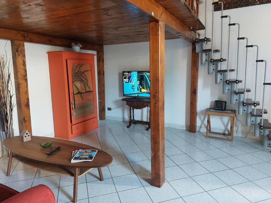 Simona 2 Apartment