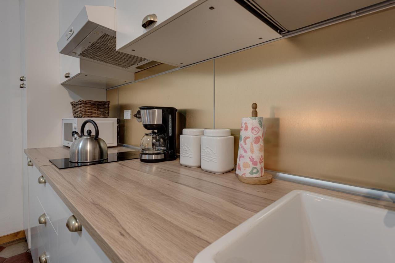 Eclectic In Santa Croce Apartamento