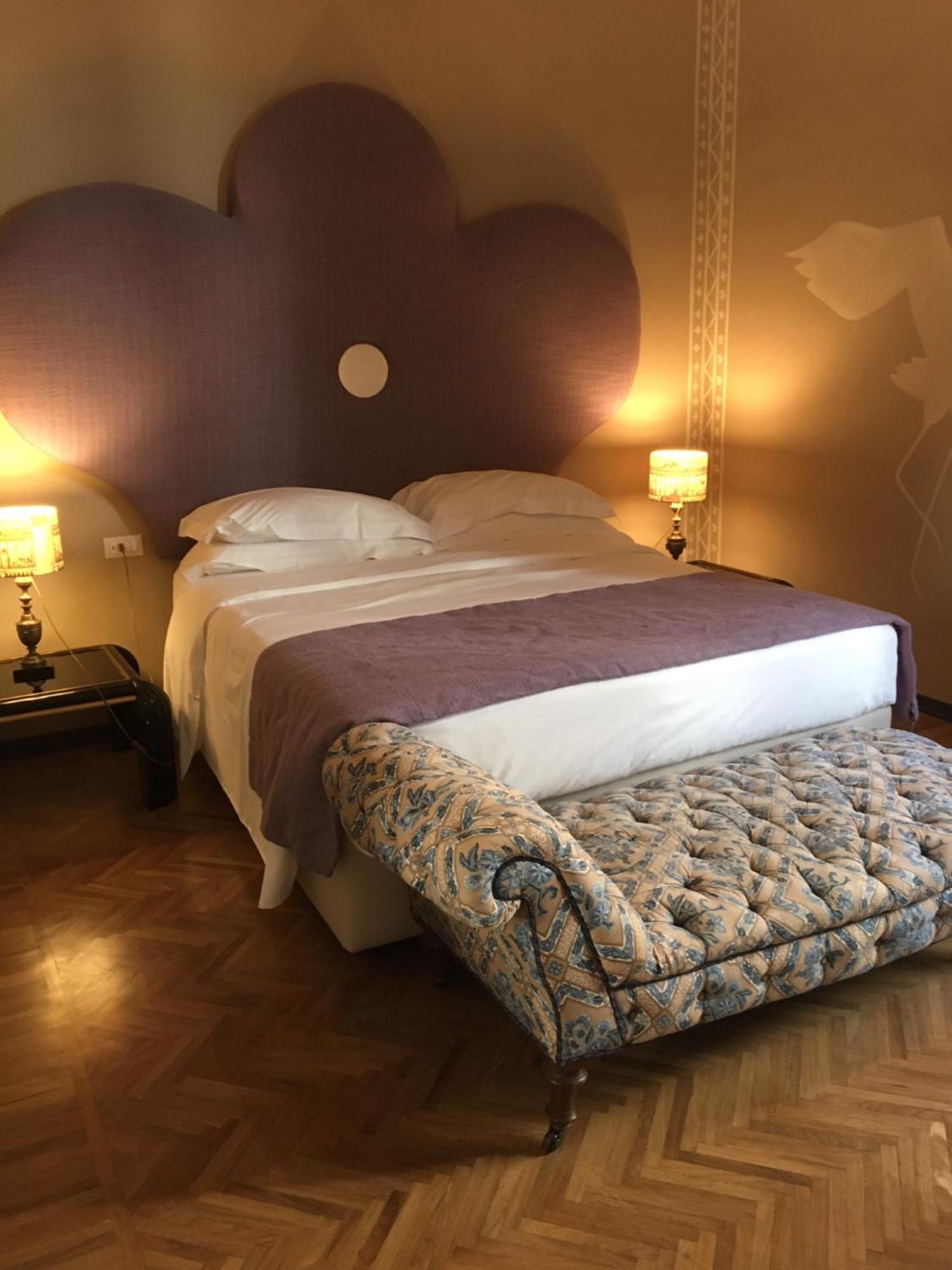Porcellino Gallery Art Boutique Bb Bed & Breakfast