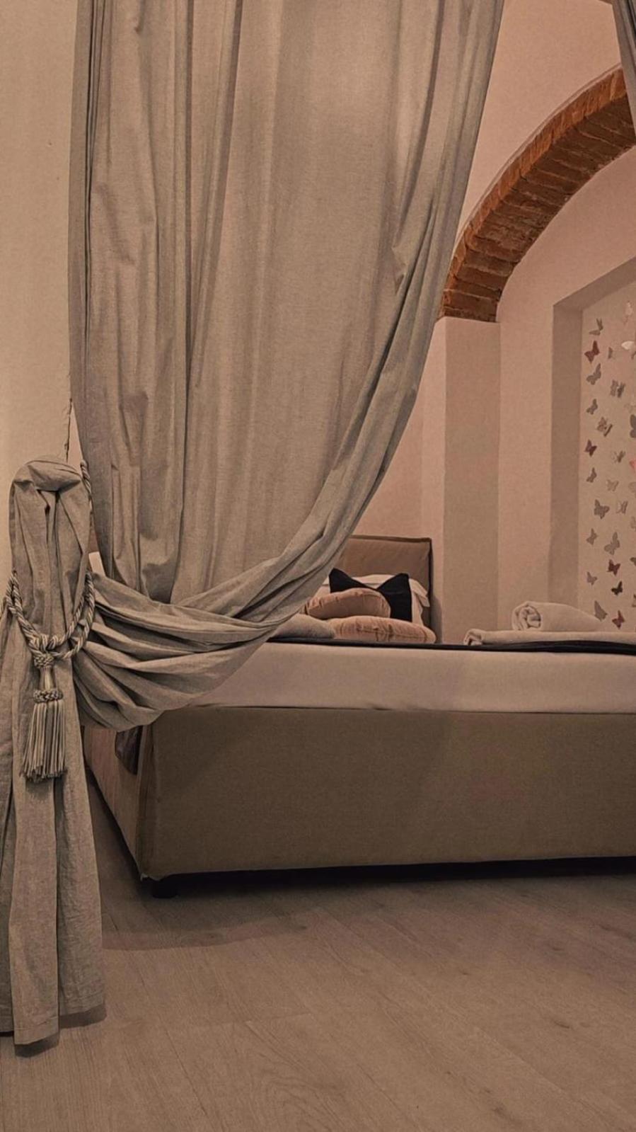Secret * Florence