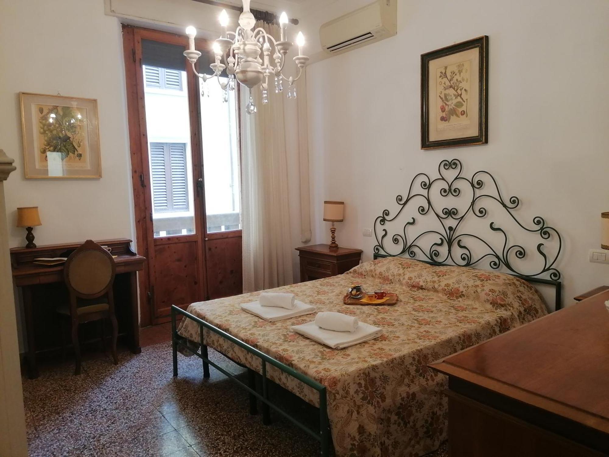 Apartment Old 1930
