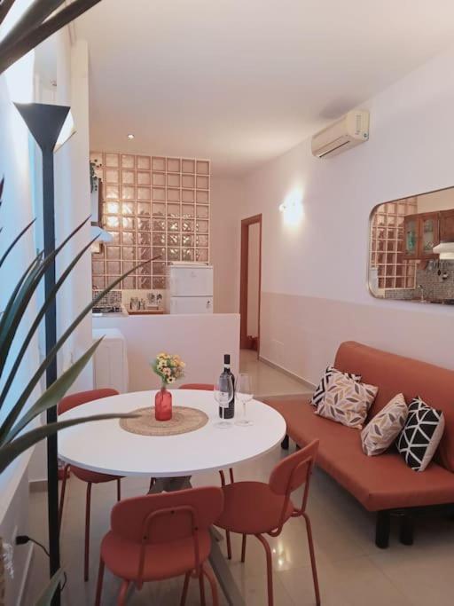 Apartamento Nazionale B - Two Bedrooms Nearby Central Station Florença