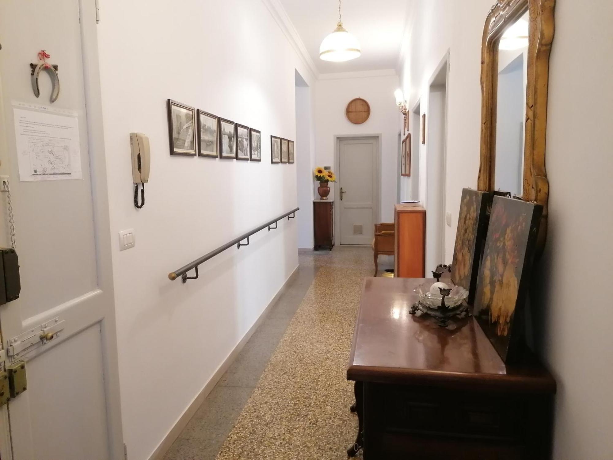 Old 1930 Apartment Florence
