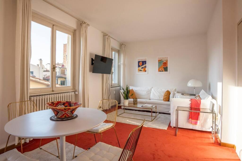 Ponte Vecchio's Penthouse Apartment *