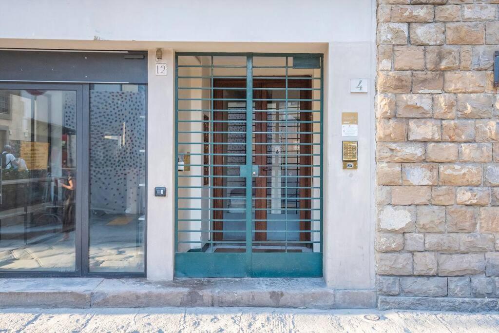 Ponte Vecchio's Penthouse Apartment Florence