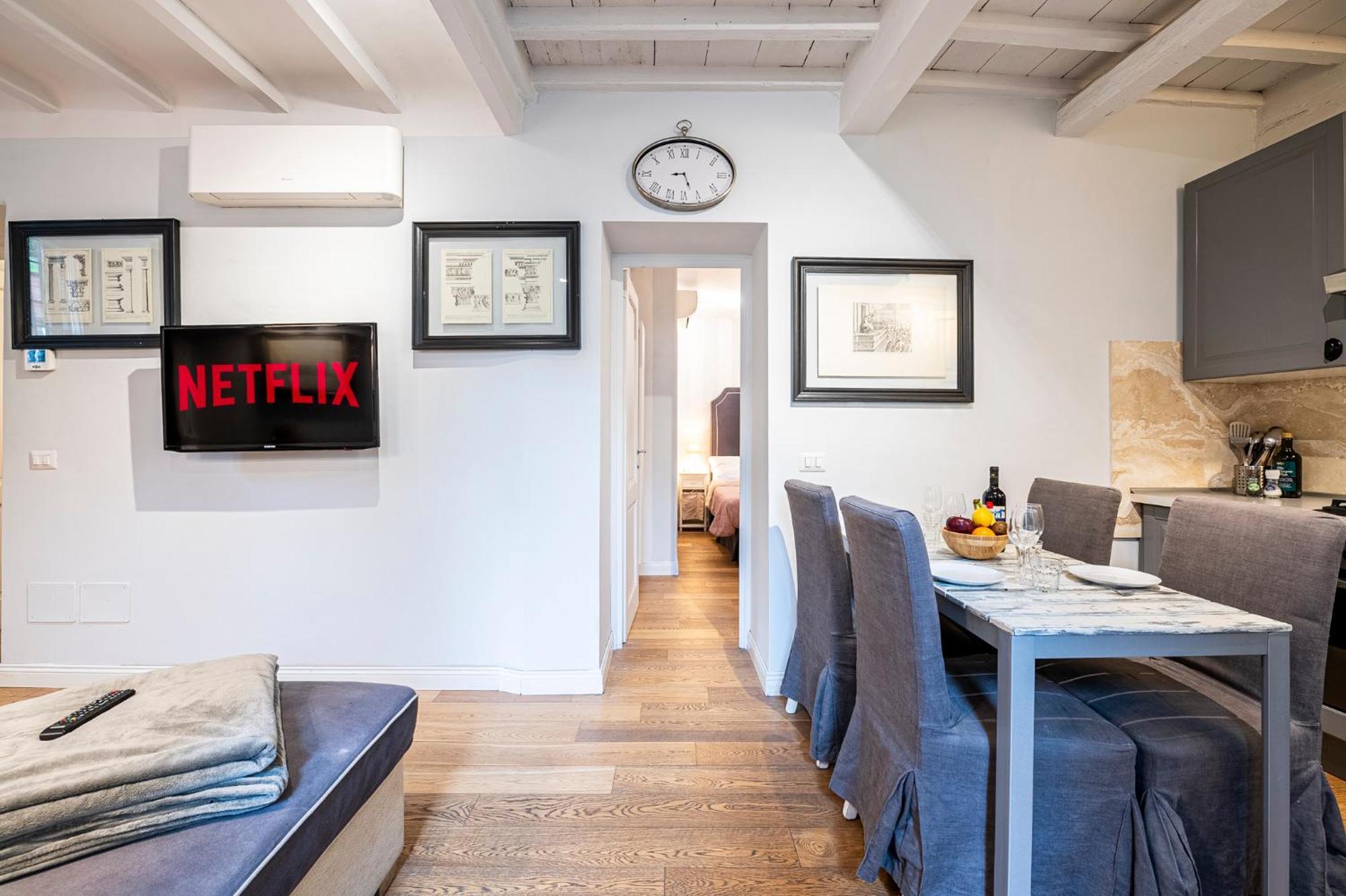 In Pz. Michelangelo: Due Con Due Bagni Apartment Florenz
