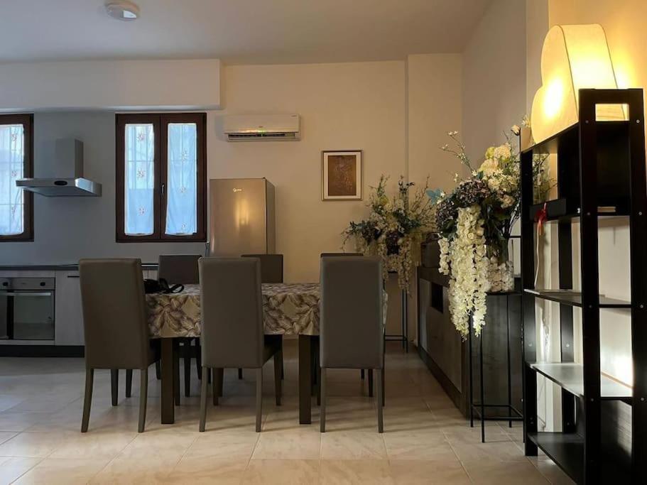 Bilocale Confortevole A Due Passi Dalla Stazione Appartement *