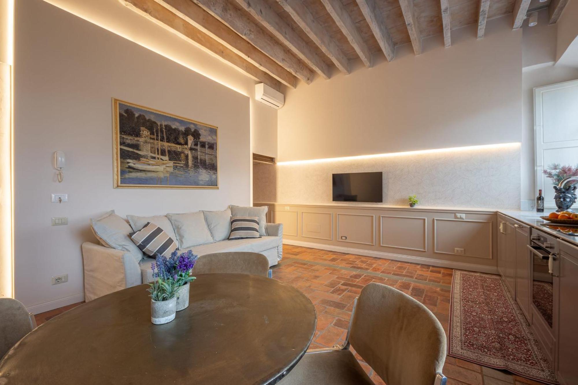 Apartment Ognissanti Nest-hosted By Sweetstay Florence