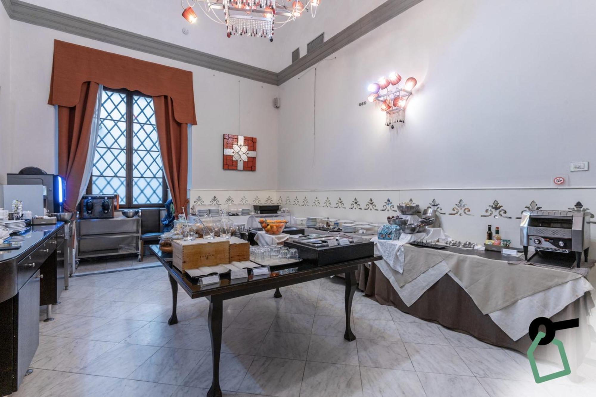 Hotiday Collection - Ghibellina Hotel 4*
