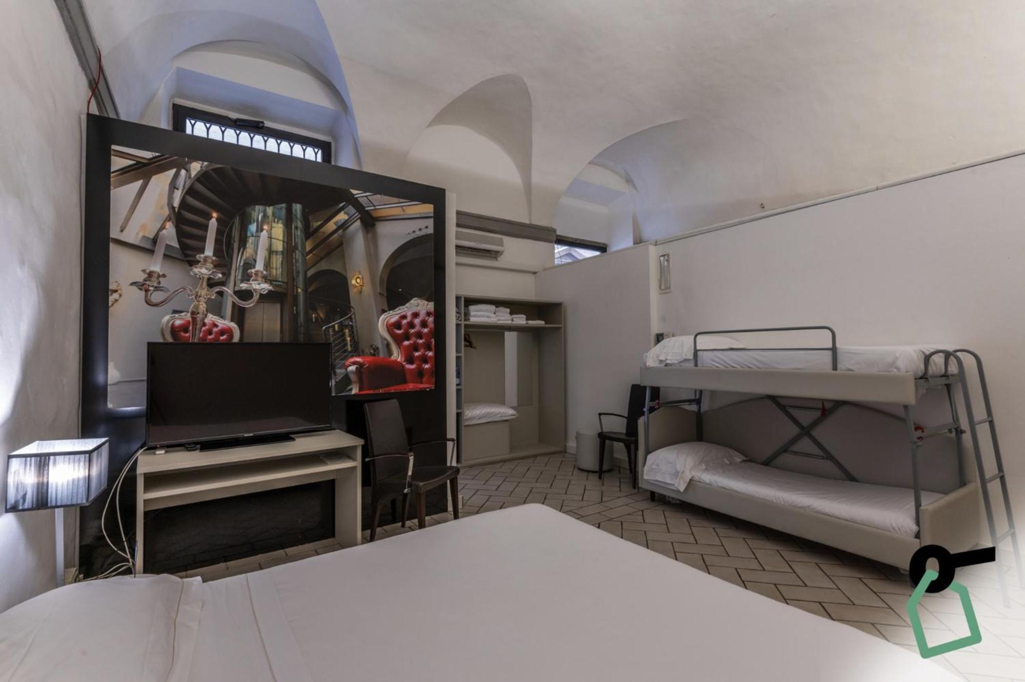 Hotel Hotiday Collection - Ghibellina