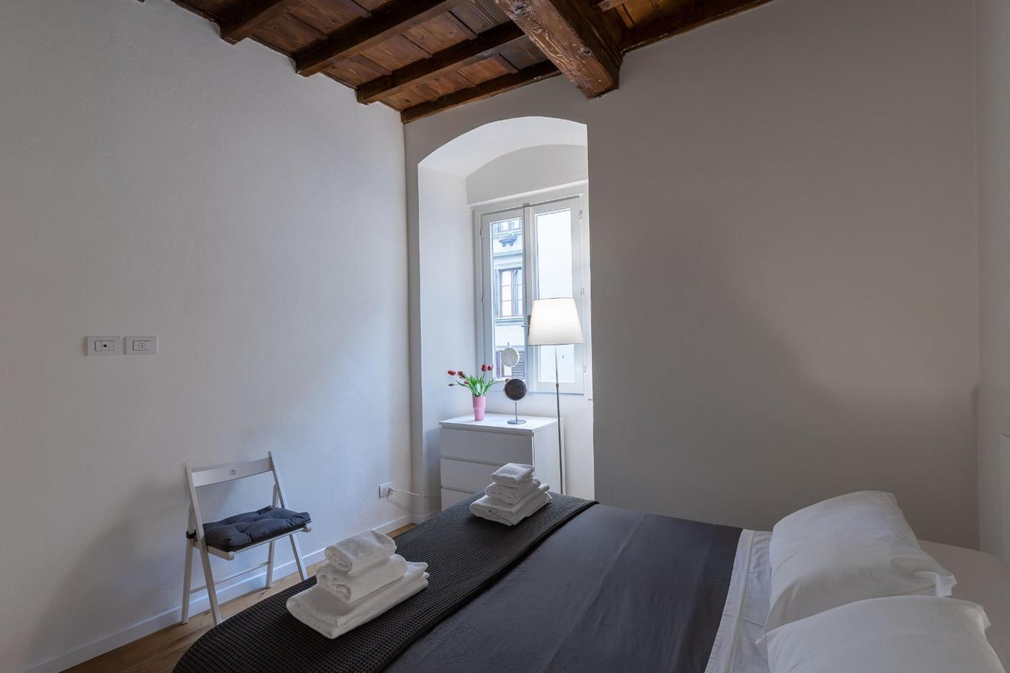 Alighieri's Suite-hosted By Sweetstay Apartment *