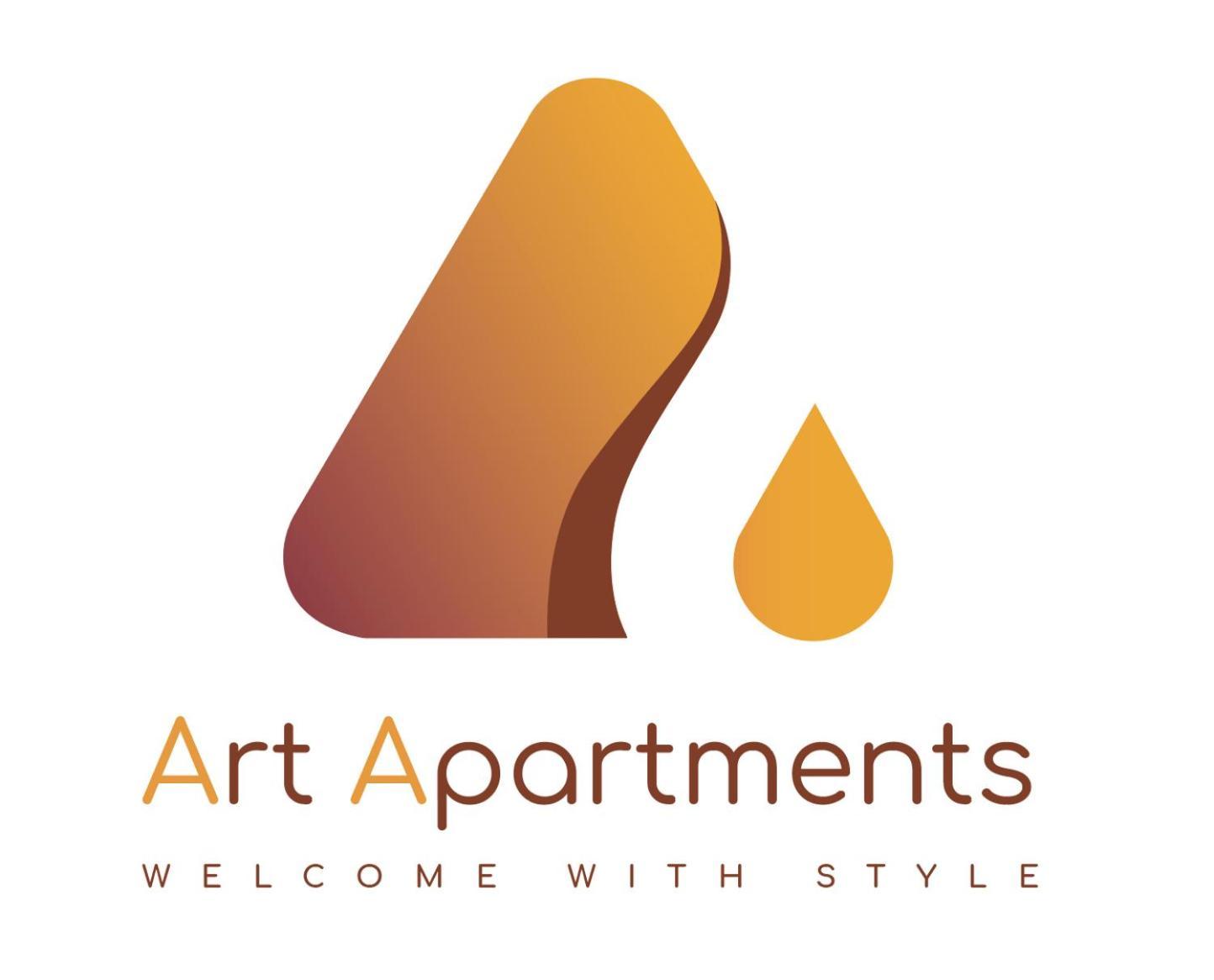 Art Apartment *