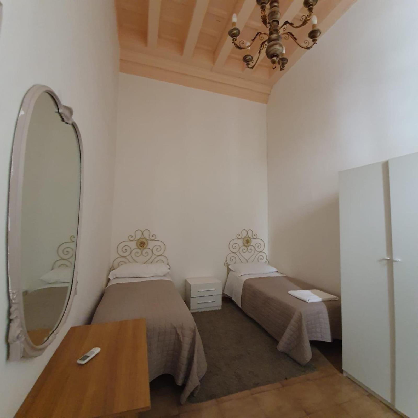Accademia Apartment *