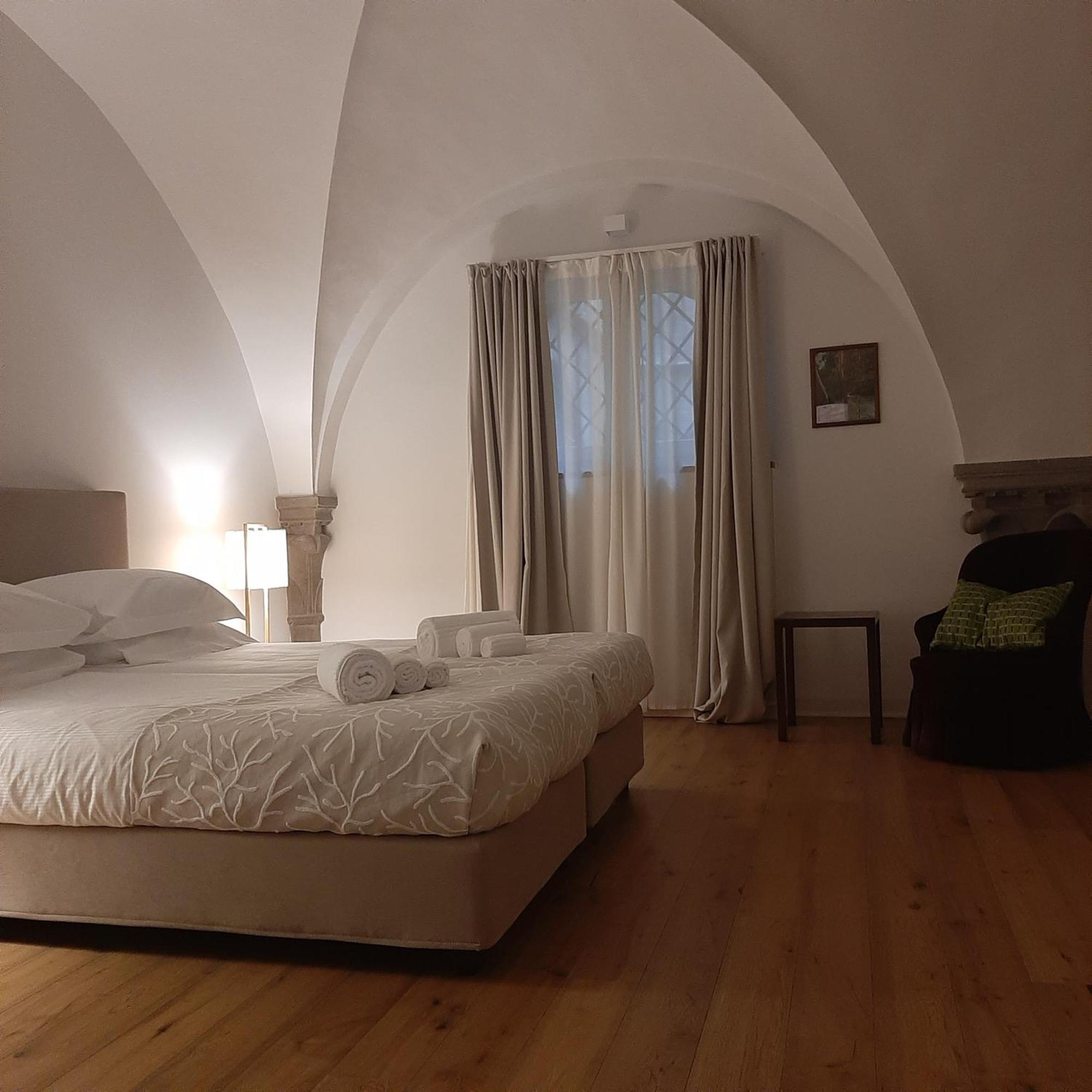Palazzo Capponi Alle Rovinate Apartment *