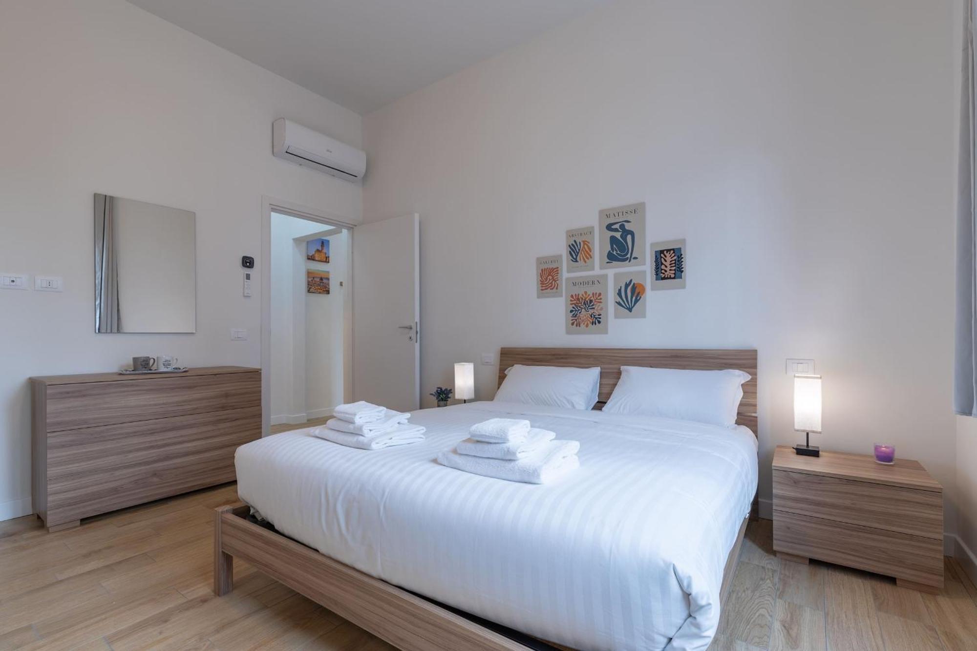 Chich Suite-hosted By Sweetstay Florence