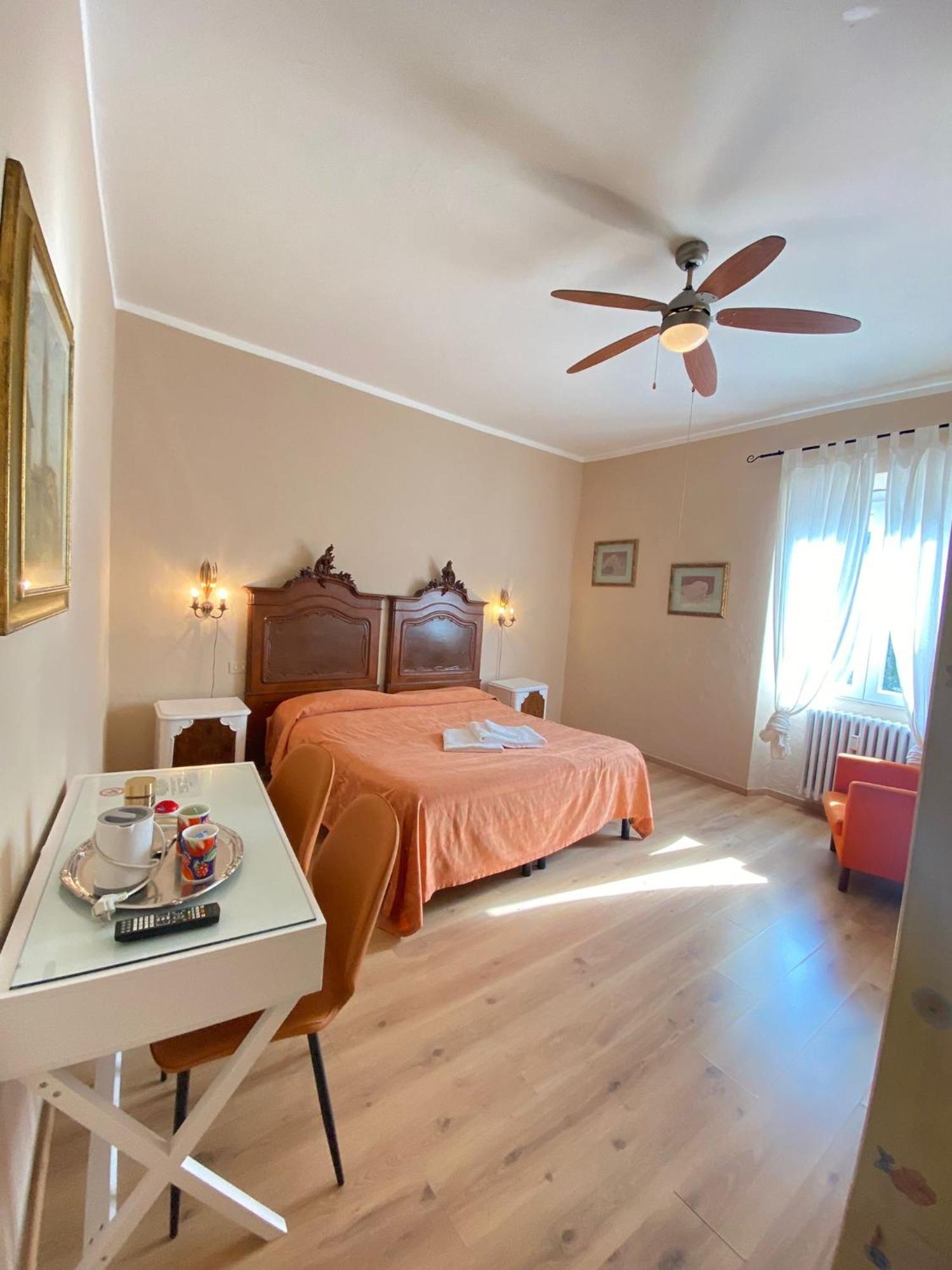Dali Hotel *