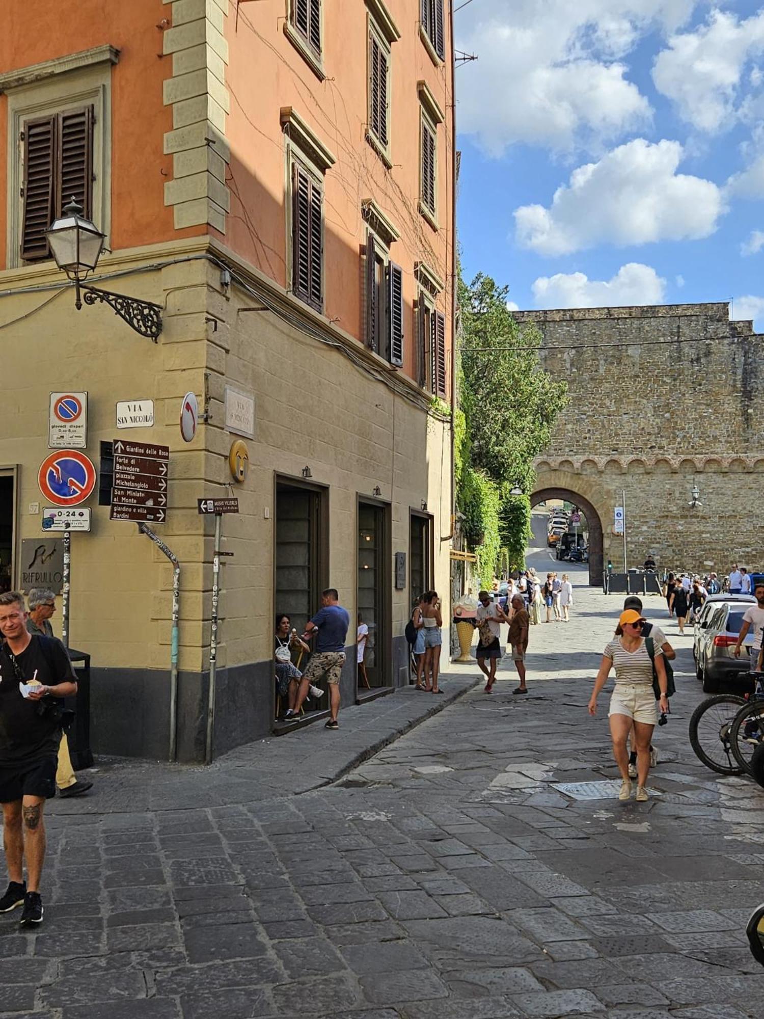 Charming House In San Niccolo Appartement