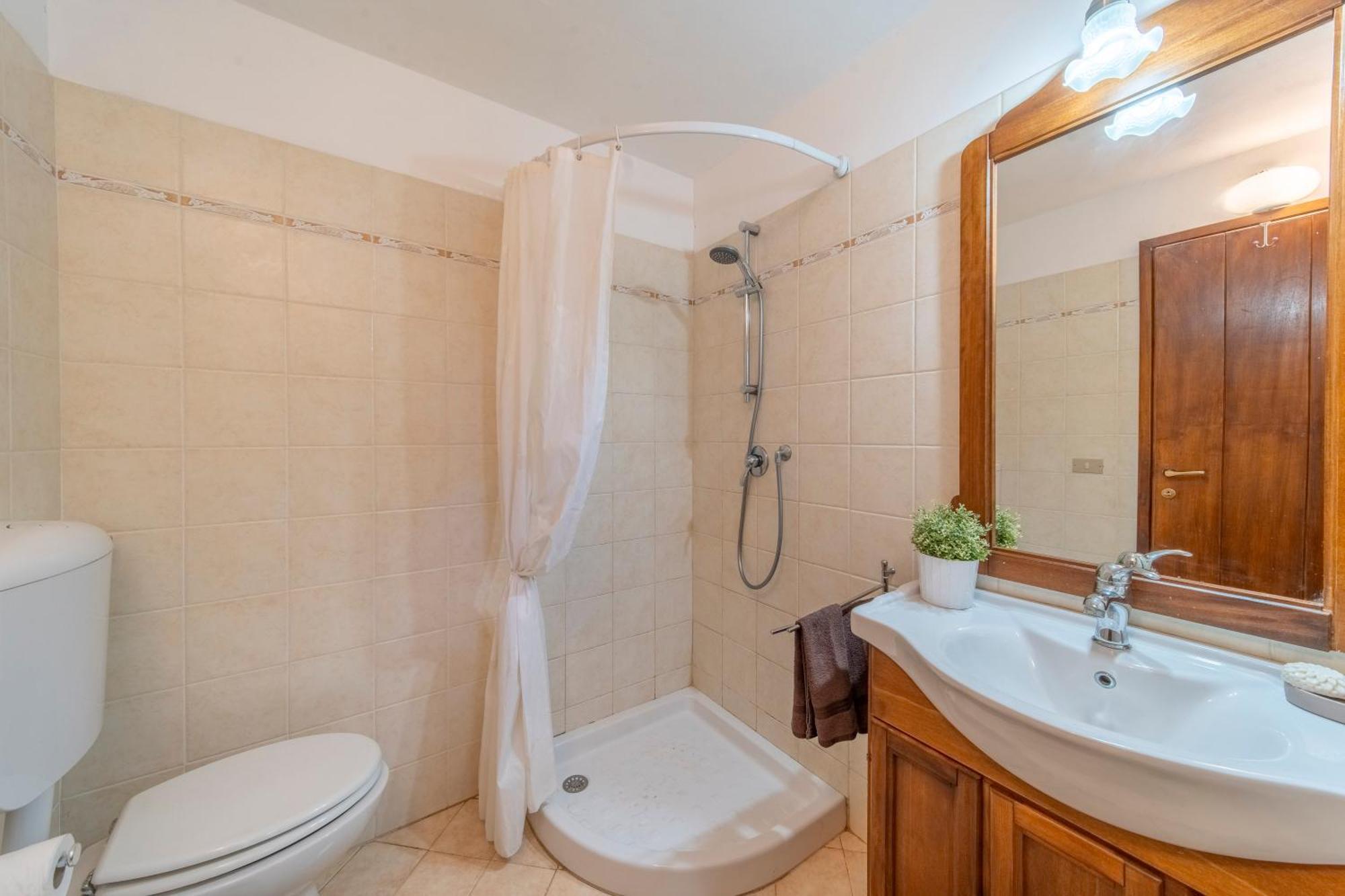 Charming Florentine Hideout Firenze