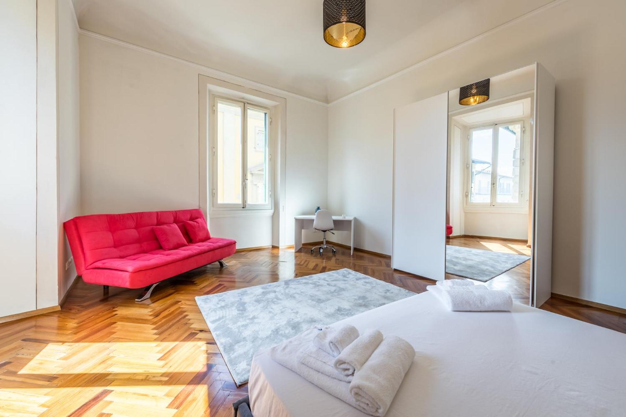 5 Min Duomo Magnificent Apartment *