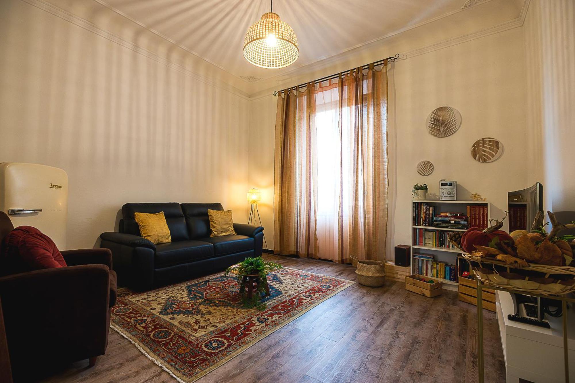 Tina House Apartment