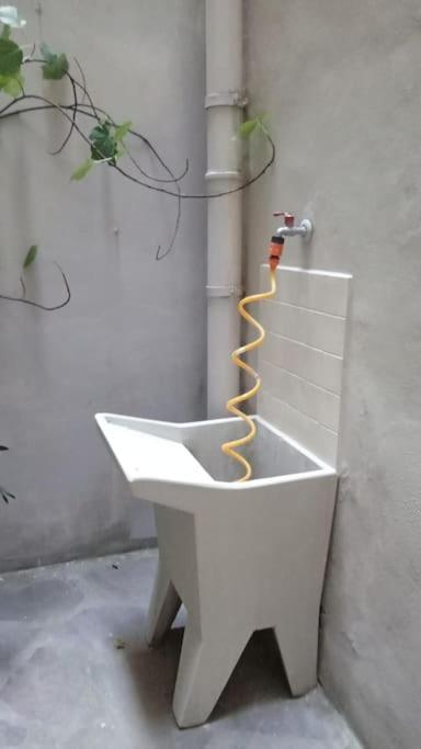 A Due Passi Dal Centro Apartment *