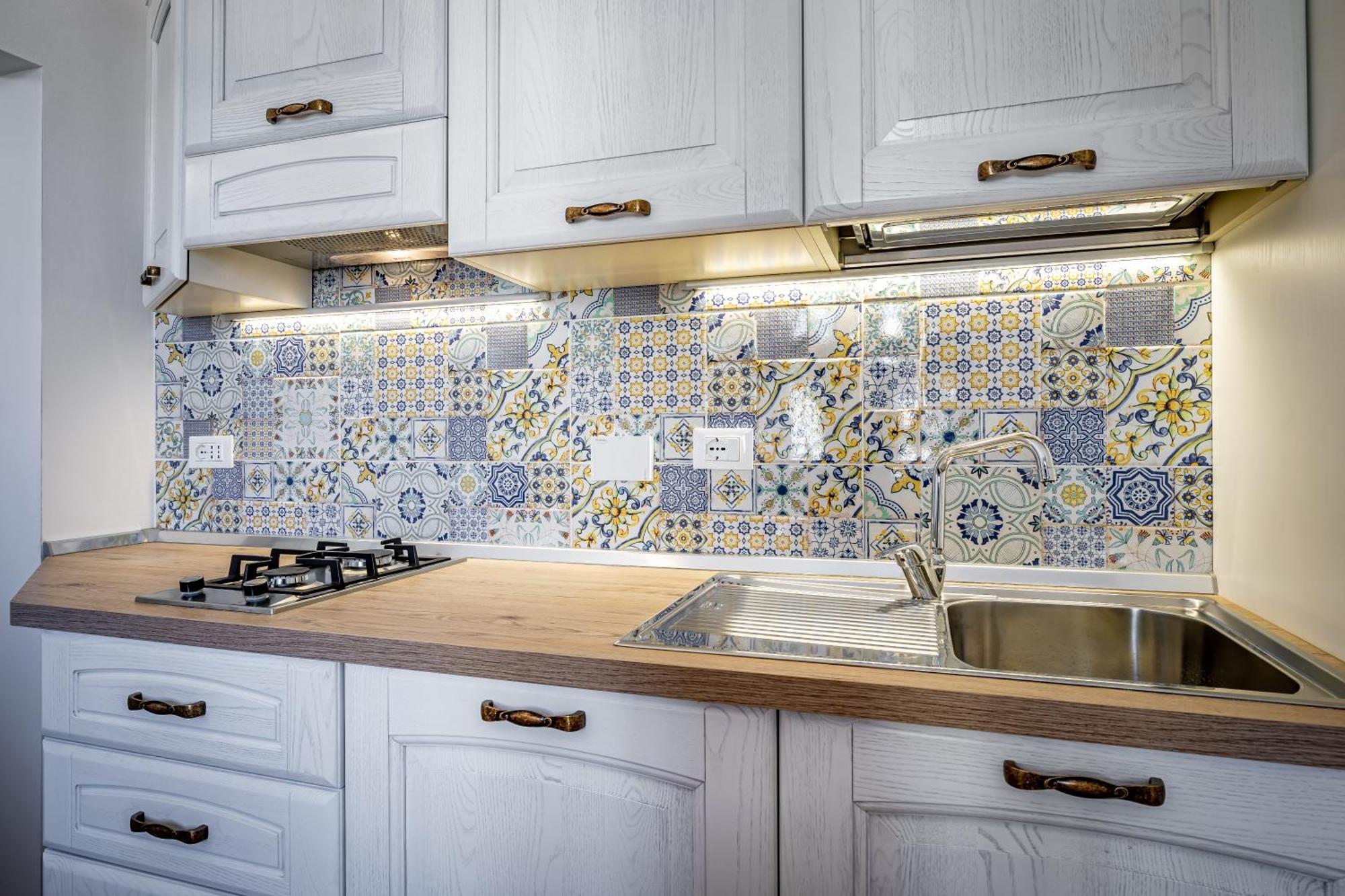 Yid Bandini Apartment