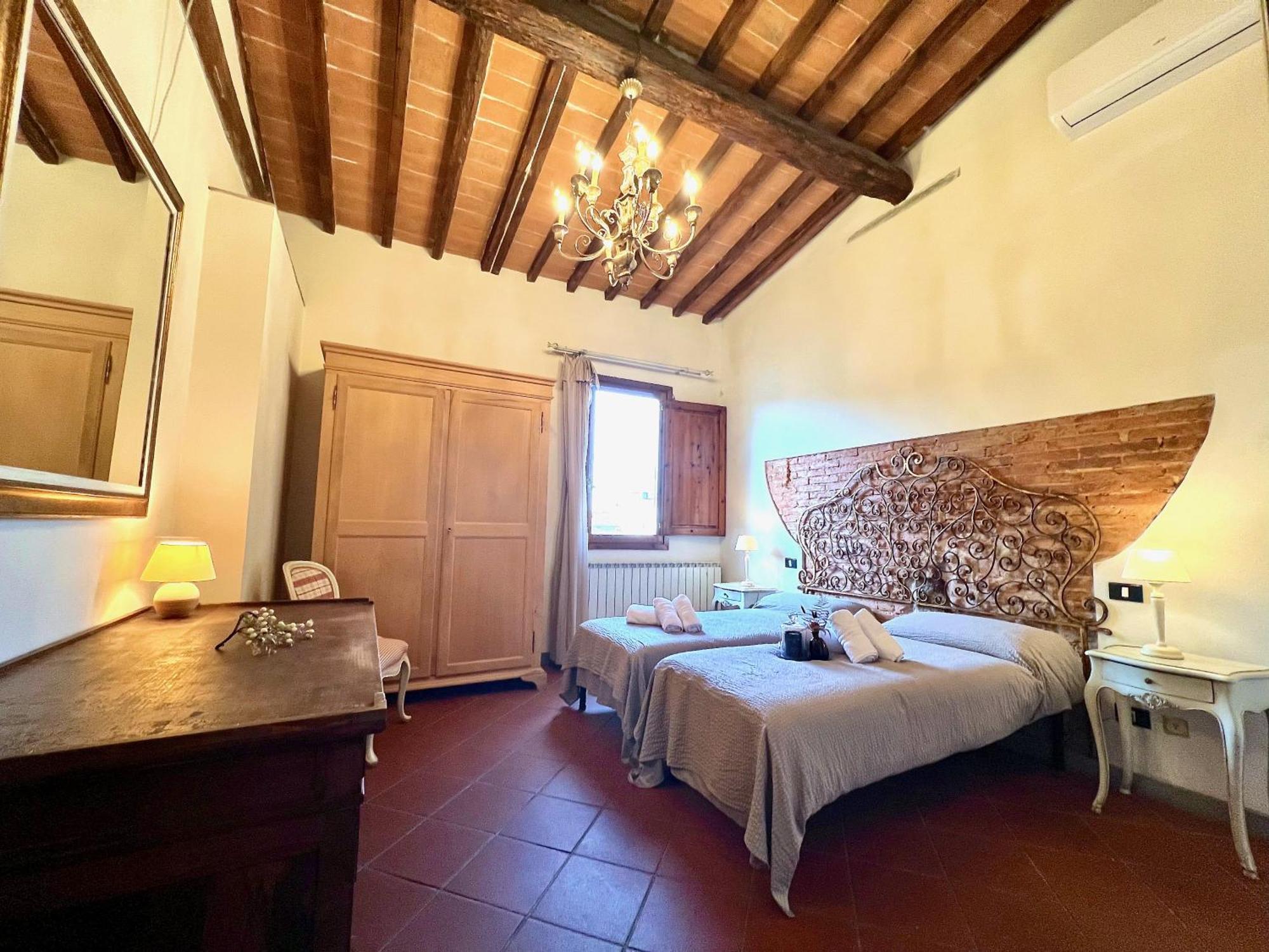 Apartment Typical In The Historic Centre